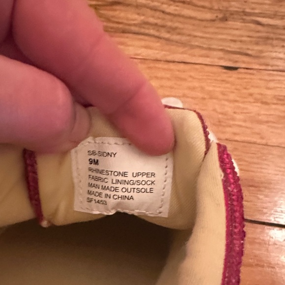 Betsey Johnson Sparkling Pink Sneakers Size 9 Worn once - Picture 7 of 8